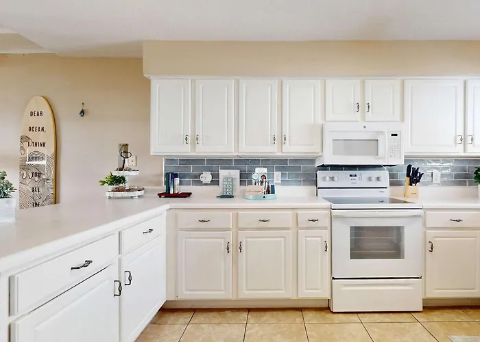 Holiday home Waterfront With Shared Outdoor Pool Furnished Balcony & Access Gulf Shores